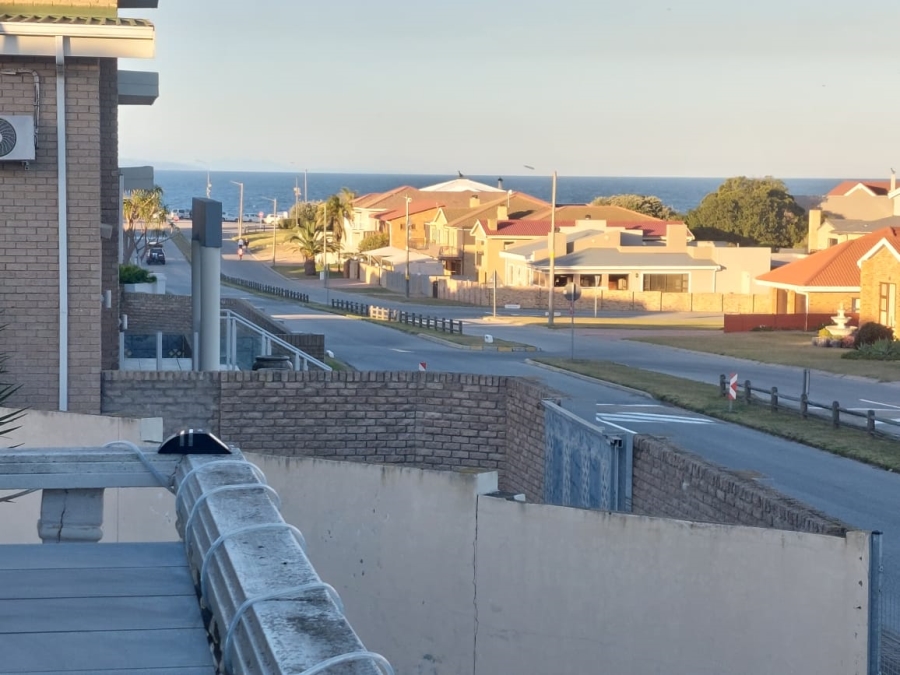 3 Bedroom Property for Sale in Hartenbos Central Western Cape